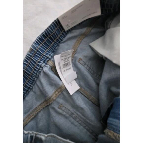 American Eagle Denim Jogger High Rise Light Denim Jeans Size 18 Plus Cargo NEW - Picture 9 of 14